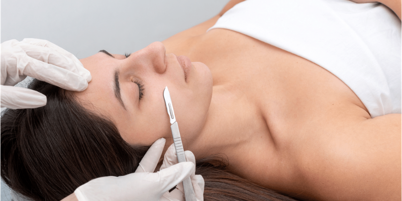 Dermaplane Facial vs. Microdermabrasion: Which is Right for Your Skin?